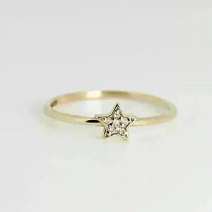 Dainty Chic Sparkly Star Promise Ring Size 6